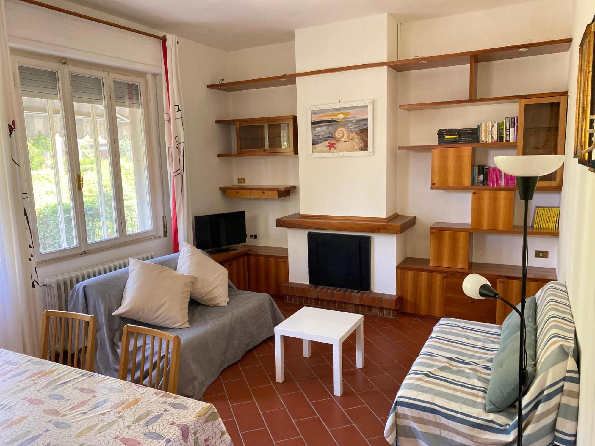 Pineta Apartament Tirrenia Eksteriør bilde