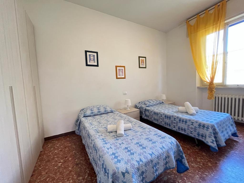 Pineta Apartament Tirrenia Eksteriør bilde