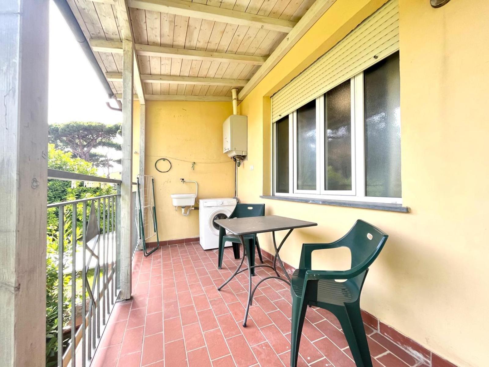 Pineta Apartament Tirrenia Eksteriør bilde